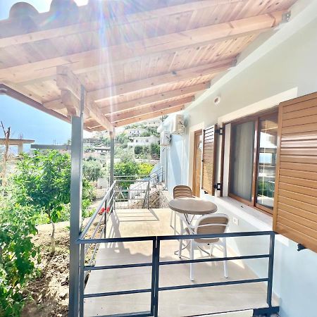 Coral Guesthouse Sarandë 외부 사진