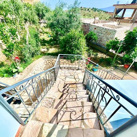 Coral Guesthouse Sarandë 외부 사진