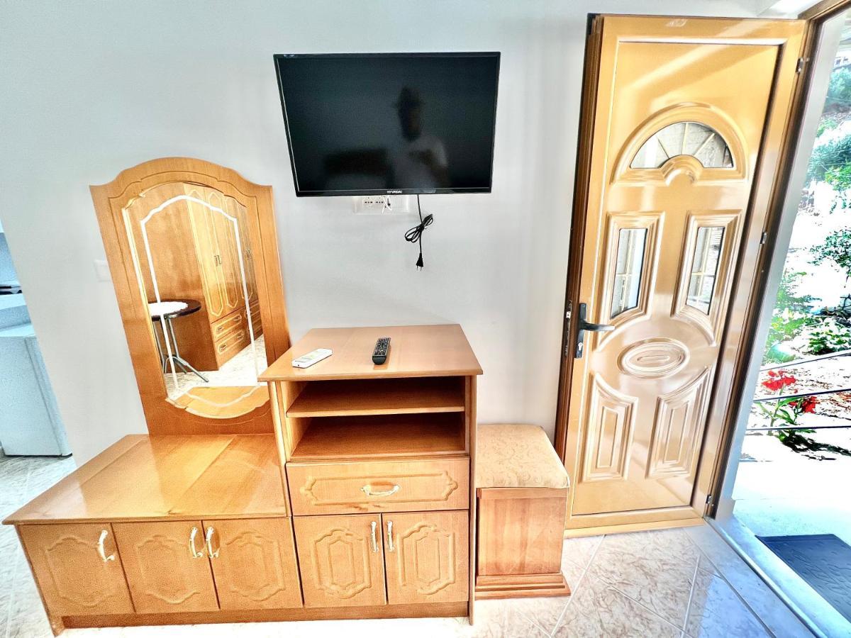 Coral Guesthouse Sarandë 외부 사진
