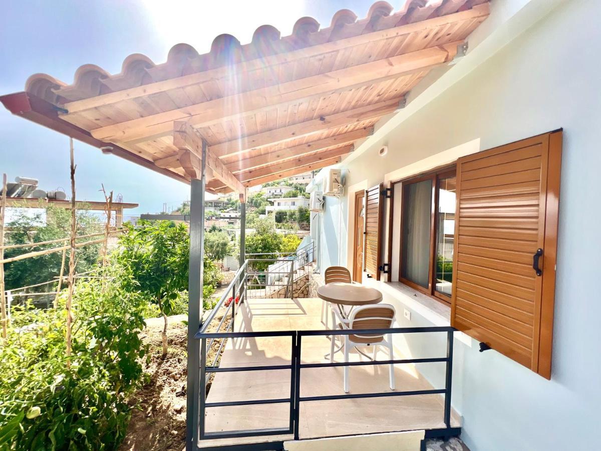 Coral Guesthouse Sarandë 외부 사진